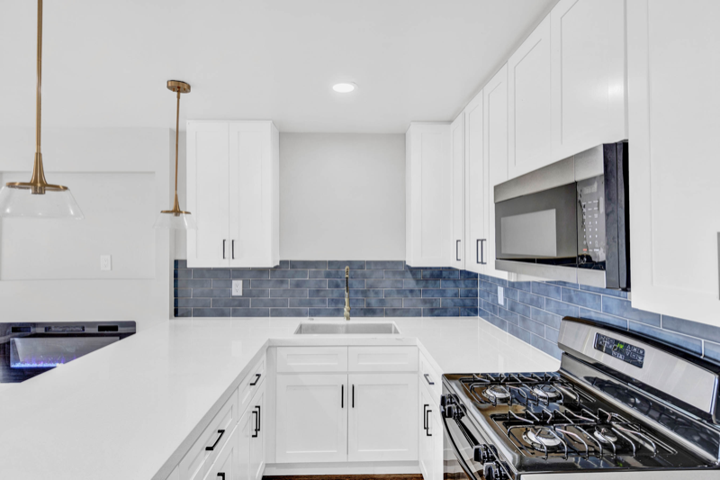 526 Olive St #MAIN - Photo 3 of 12