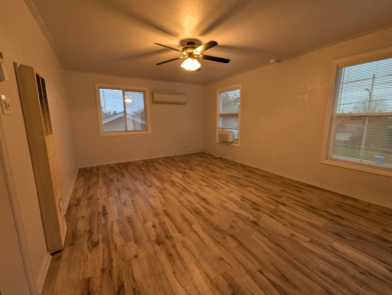 1835 Washington Ave - Photo 5 of 5