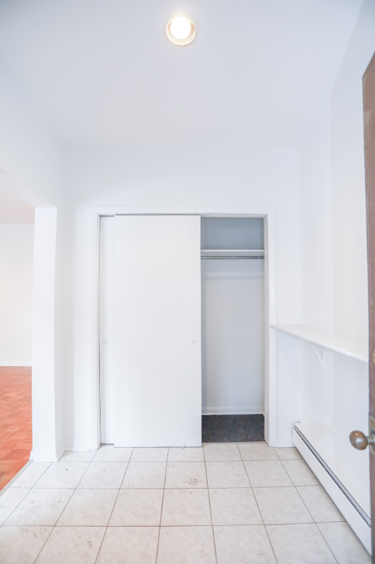 168 W Menomonee St #G - Photo 6 of 14