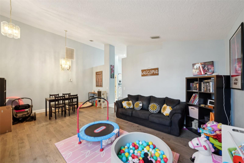 6325 Chapel Pines Blvd - Photo 6 of 20