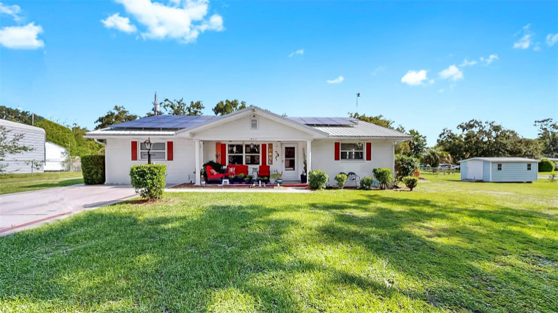 38919 3rd Ave - Photo 2 of 20