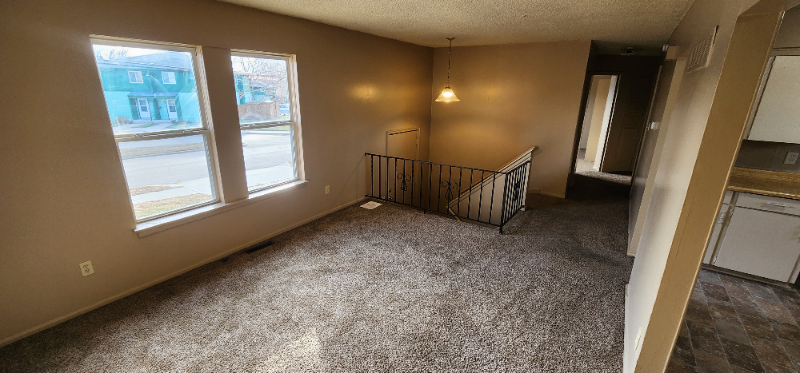 2308 E 13th St - Photo 4 of 6