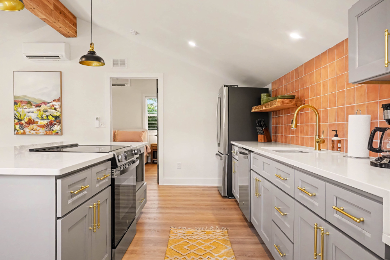 625 Semaht St #B - Photo 7 of 19