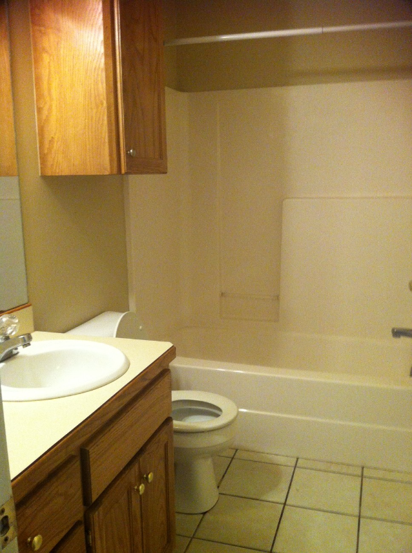 1813 Jefferson Ave - Photo 7 of 8