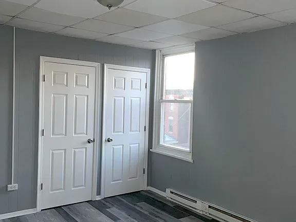 3515 N 18th St #3 - Photo 2 of 9