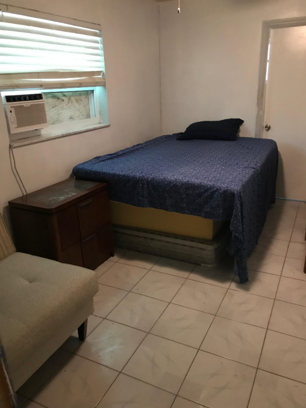 1425 Hillcrest Dr #2 - Photo 2 of 8