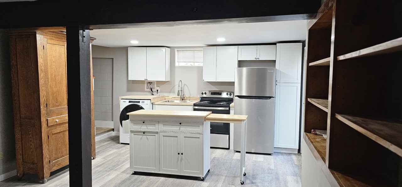 5042 Bamboo Rd - Photo 2 of 17