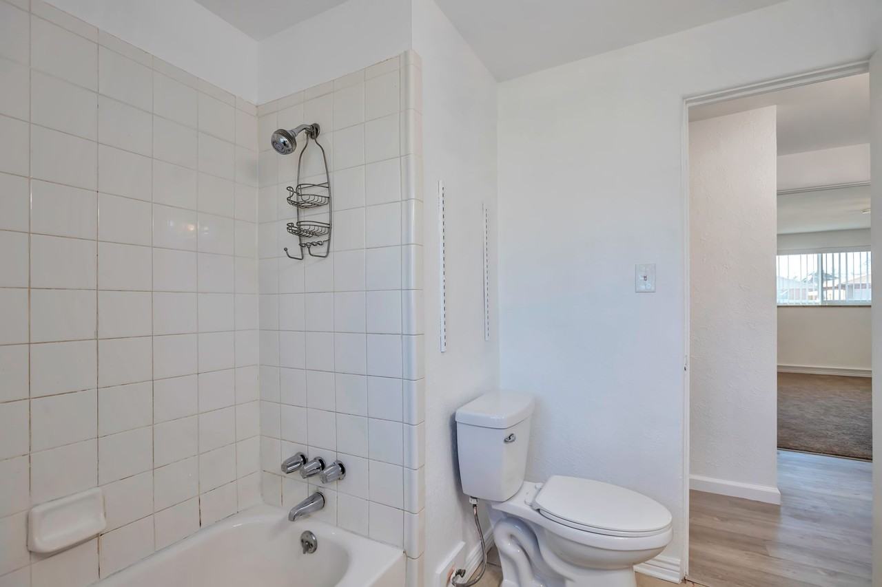 420 Zenobia St #420ZENOBIA - Photo 4 of 34