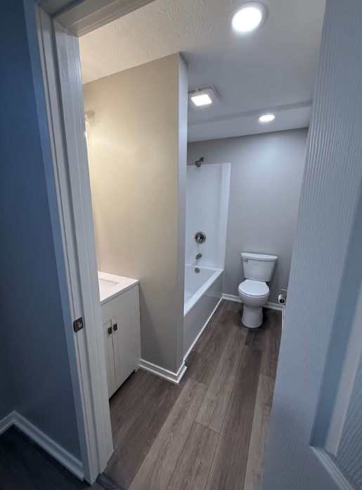 1330 F St #1 - Photo 3 of 6