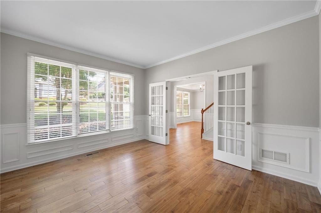 61 Gellmore Ln - Photo 6 of 36