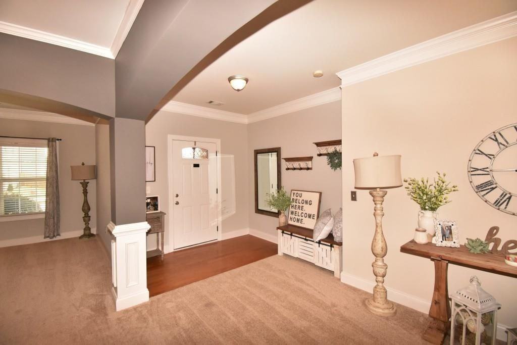 5691 Apple Grove Rd - Photo 5 of 32