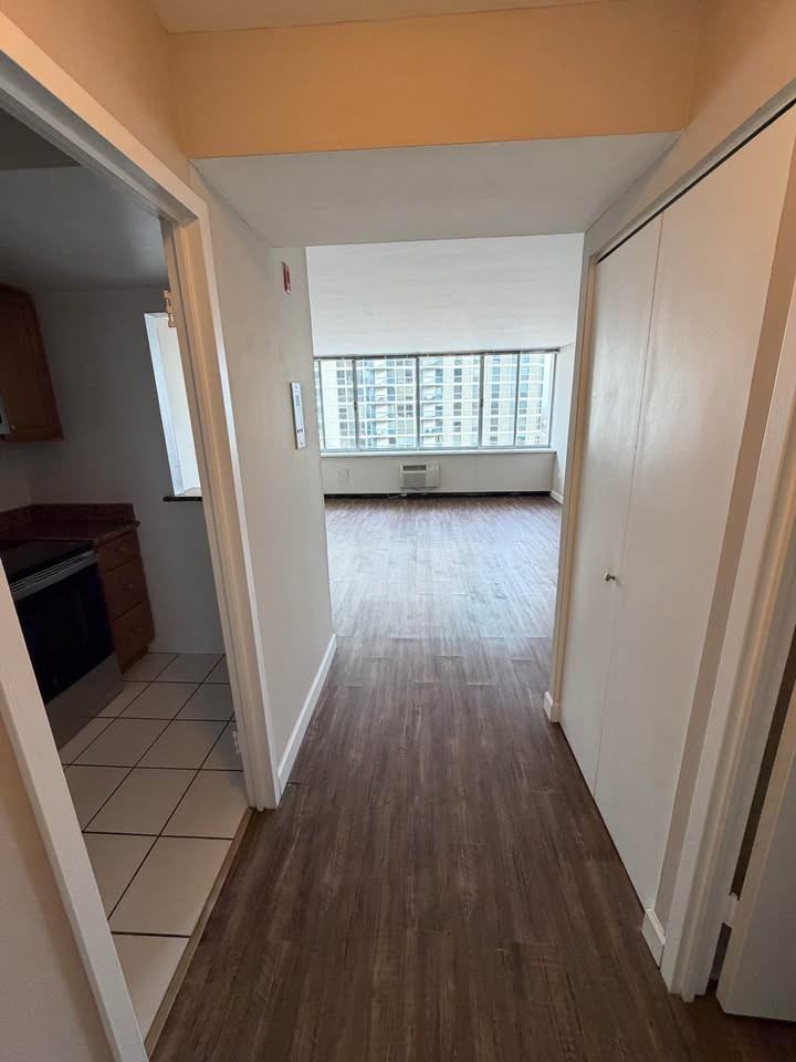 1626 North Prospect Avenue #807 - Photo 5 of 5