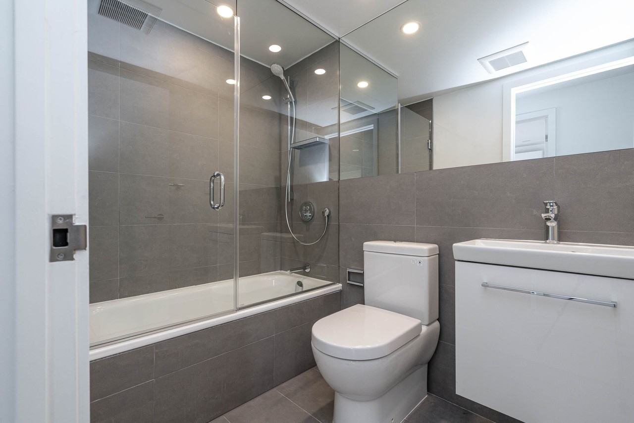 457 Marlee Avenue - Photo 4 of 10