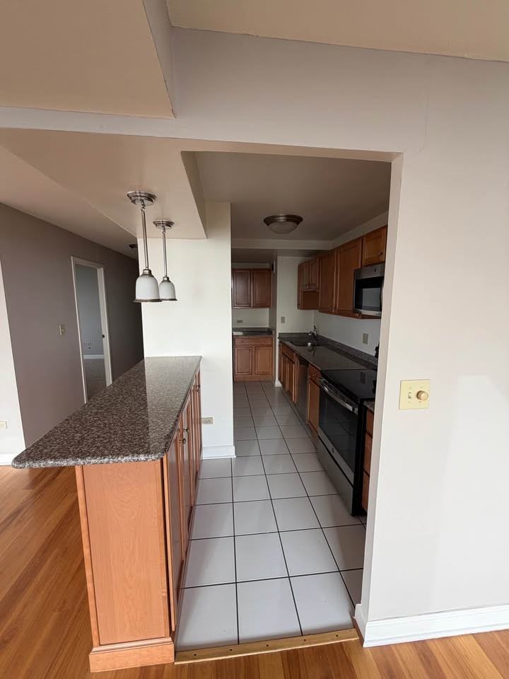 1626 North Prospect Avenue - Photo 6 of 11