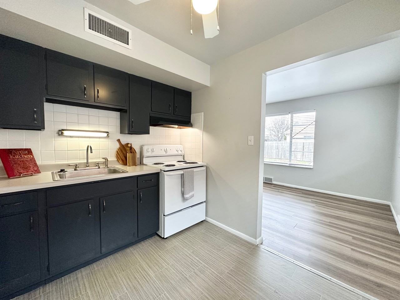 4133 Germania Avenue #1H - Photo 4 of 8