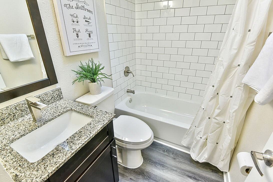 Verona at Middle River - Photo 6 of 18