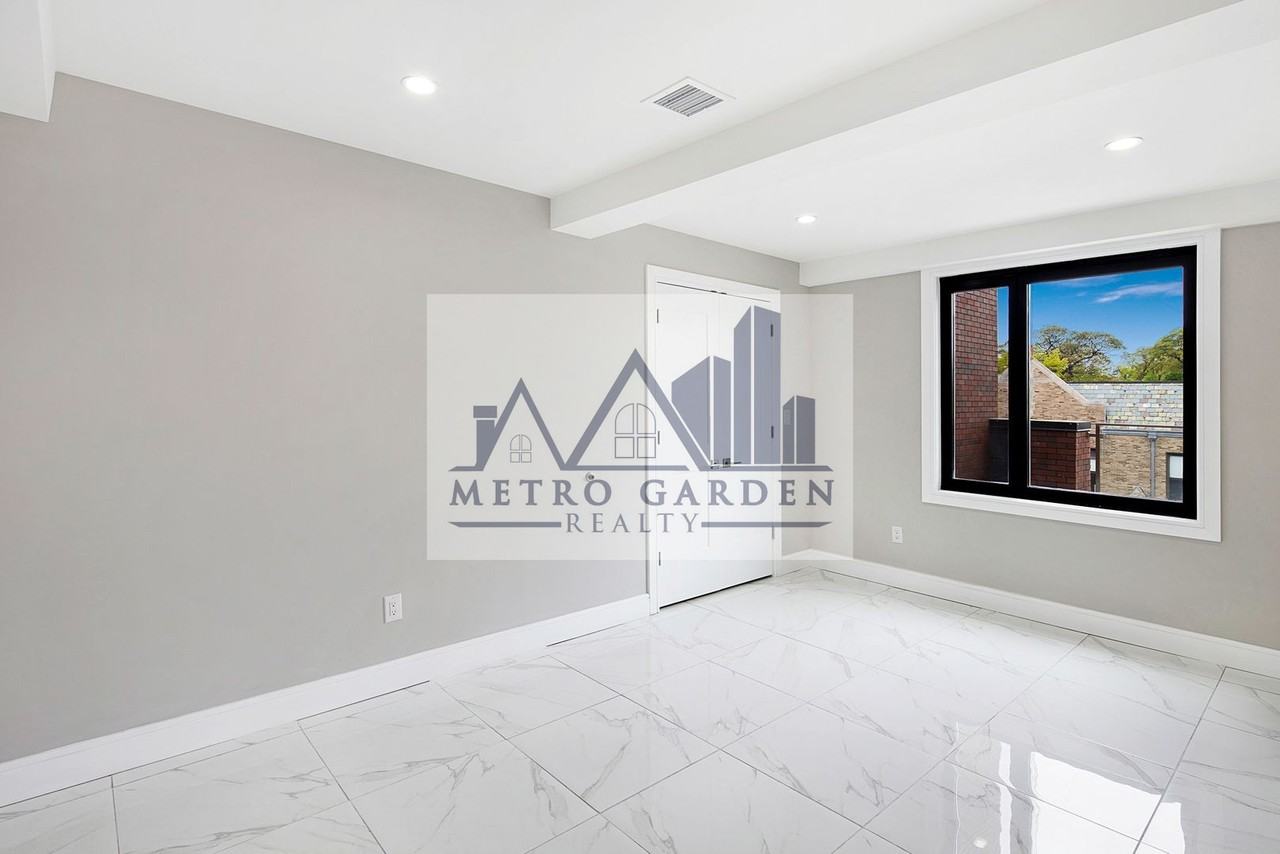 177-30 Wexford Terrace #804PH - Photo 3 of 12