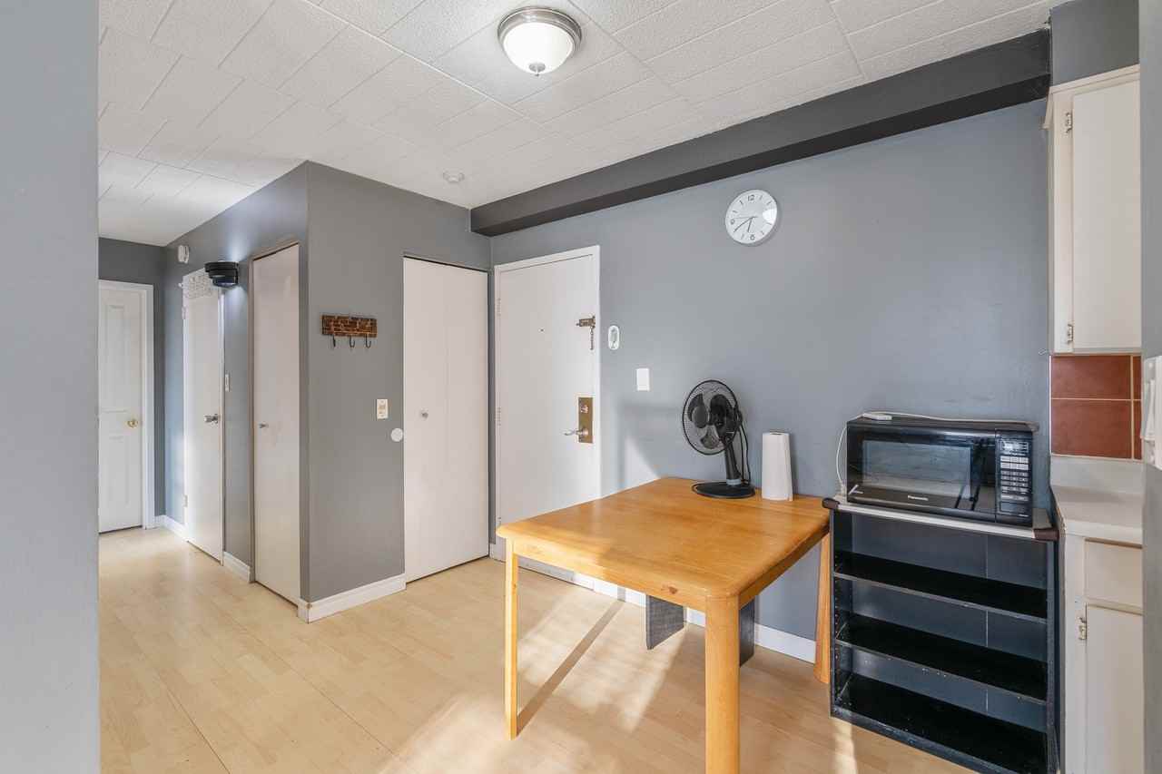 6299 Thornberry Crescent - Photo 5 of 15