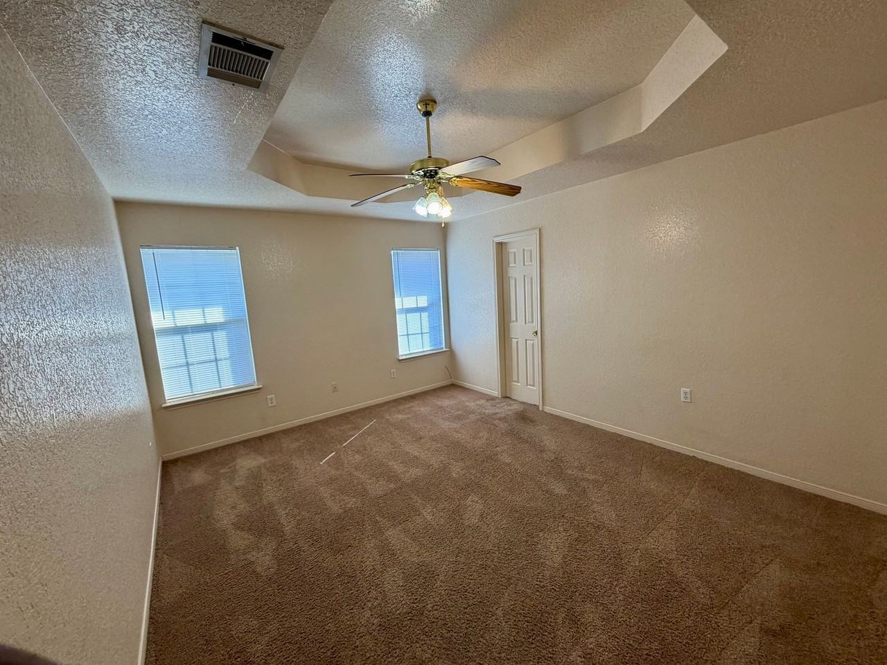 2202 Amethyst Dr - Photo 7 of 13