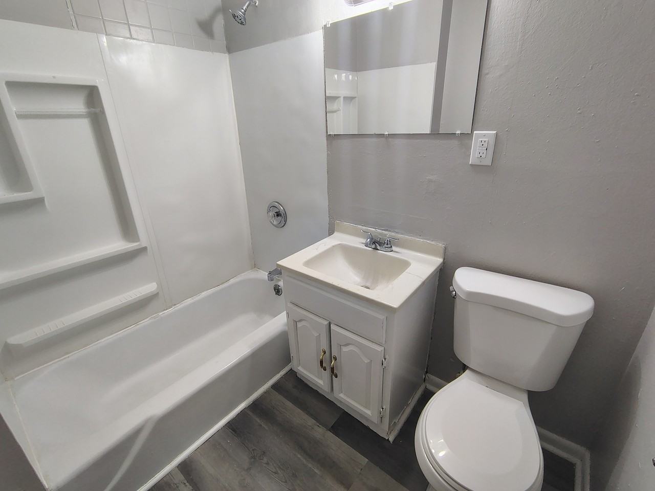 2433 Jonathan Ave #1 - Photo 6 of 7