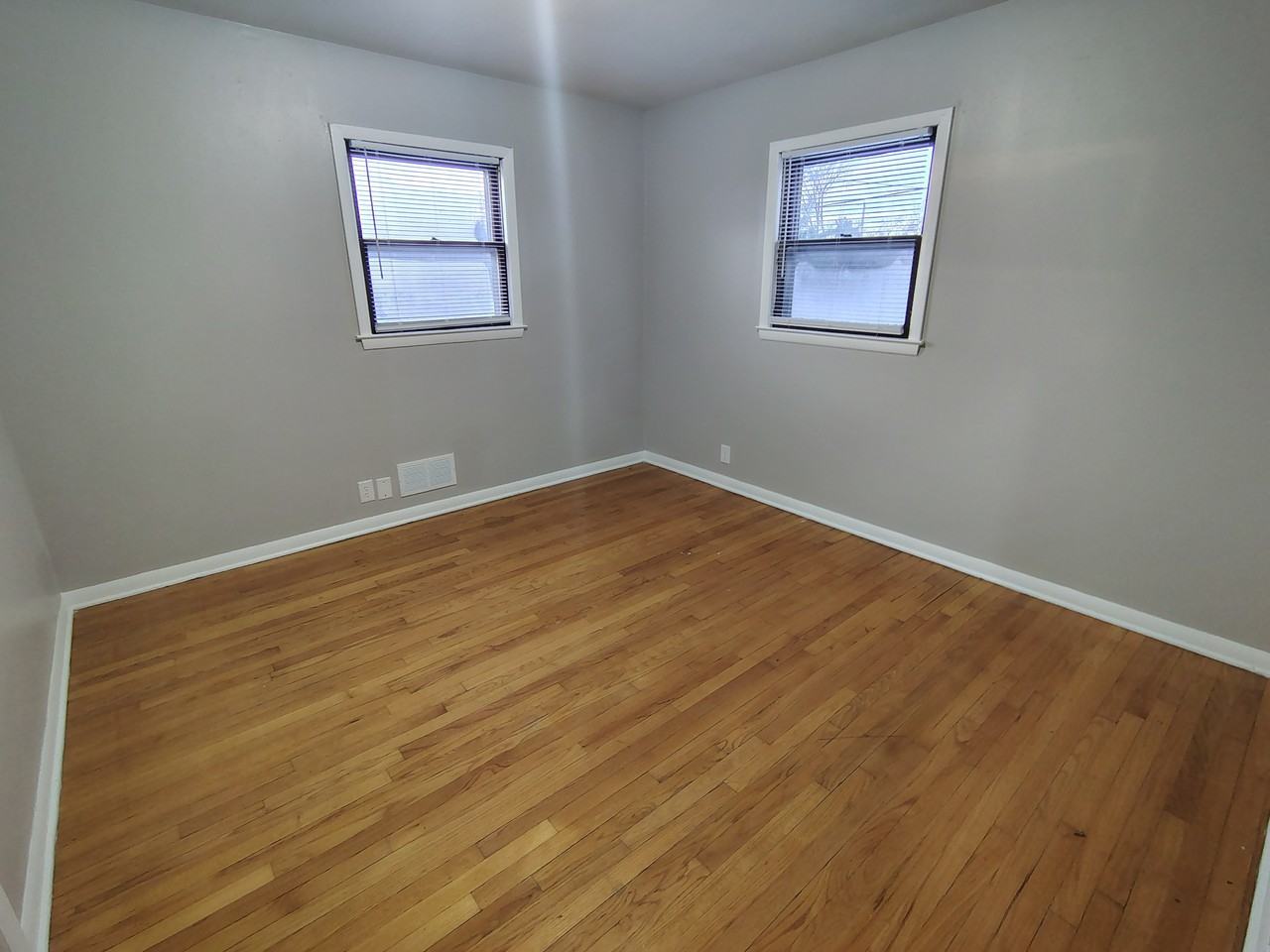 2433 Jonathan Ave #1 - Photo 7 of 7