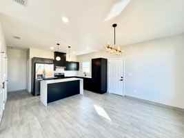 featured image of 2103 Selena St #1