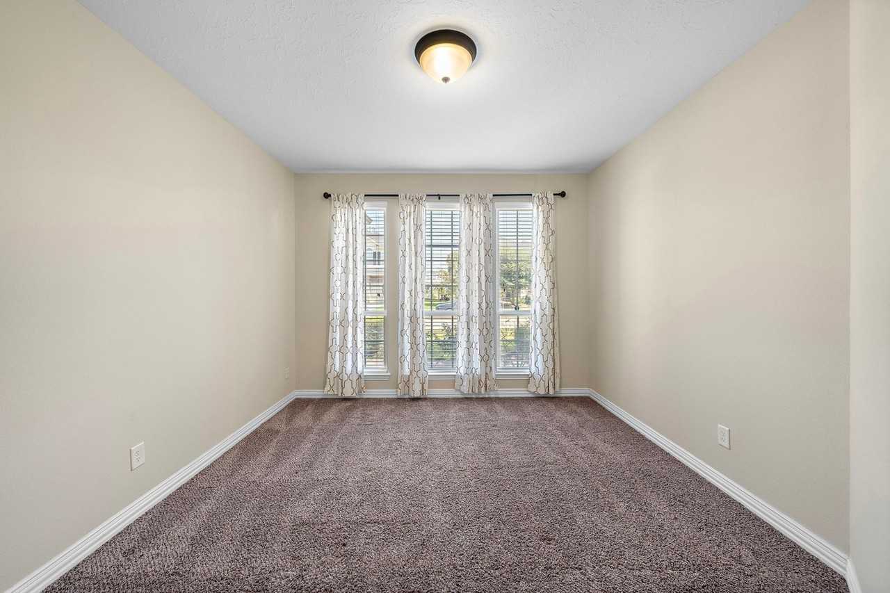 17911 Obelisk Bay Dr #NA - Photo 5 of 35