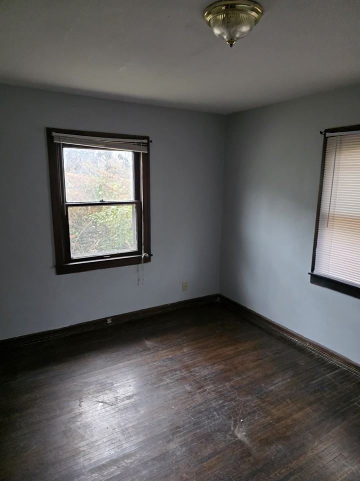 832 N Emerson Ave #NA - Photo 4 of 7