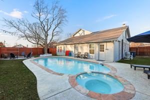 featured image of 2 Saint Charles Pl #NA