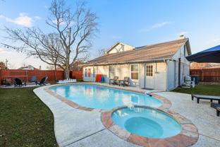 2 Saint Charles Pl #NA - Photo 1 of 1