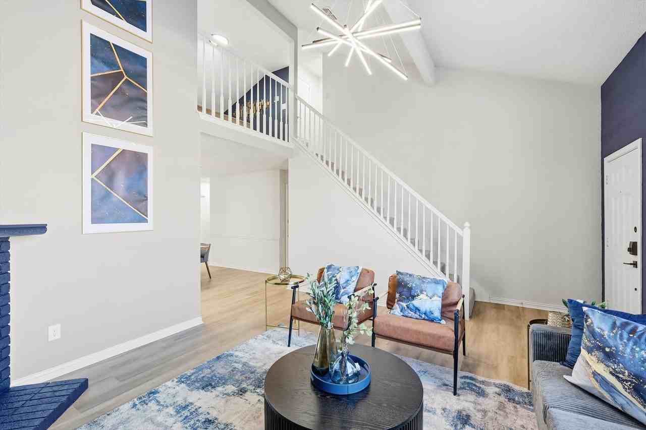 2 Saint Charles Pl #NA - Photo 5 of 48