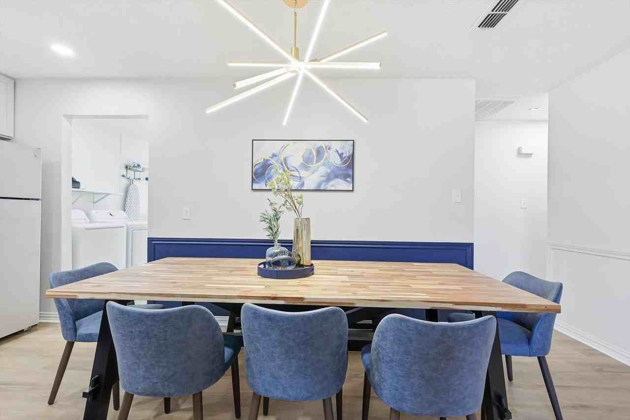 2 Saint Charles Pl #NA - Photo 7 of 48