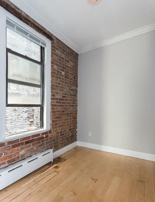 60 Leroy St #2A - Photo 2 of 8