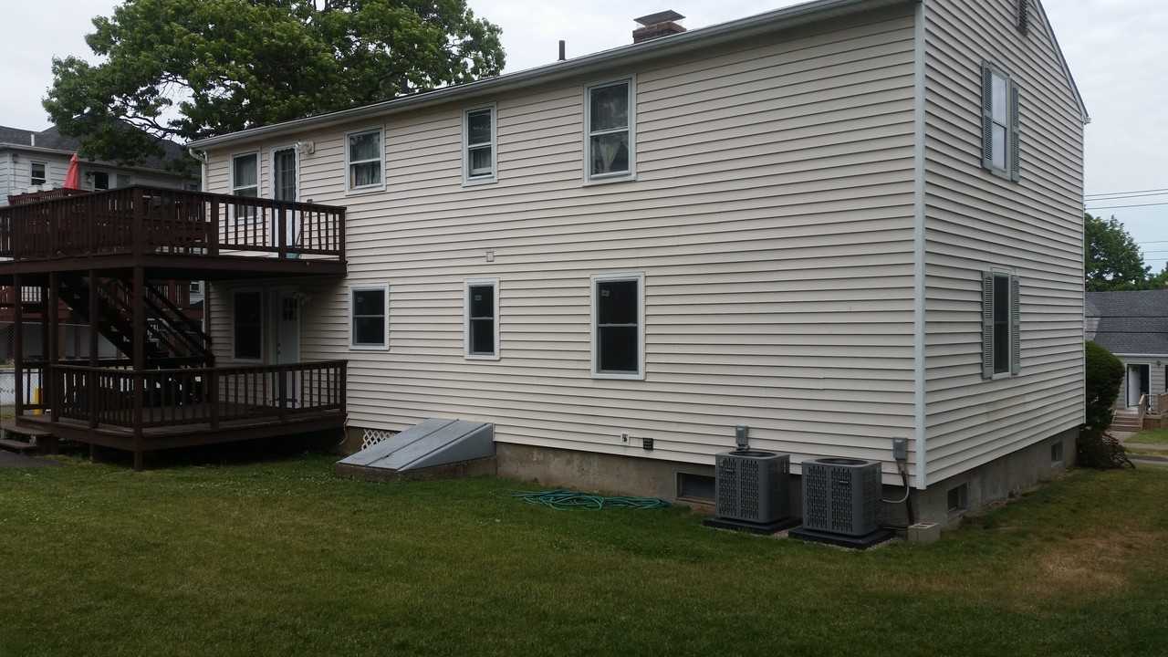 172 S End Rd #2ndFL - Photo 5 of 9