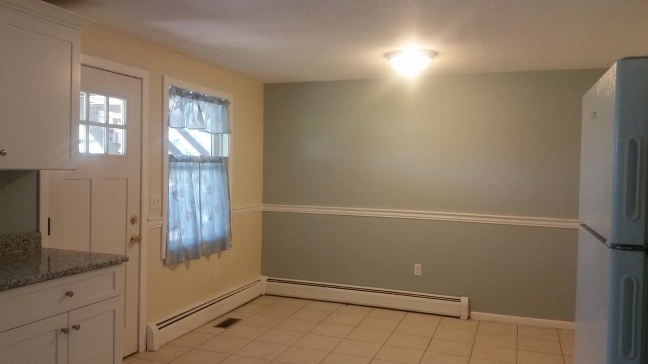 172 S End Rd #2ndFL - Photo 7 of 9