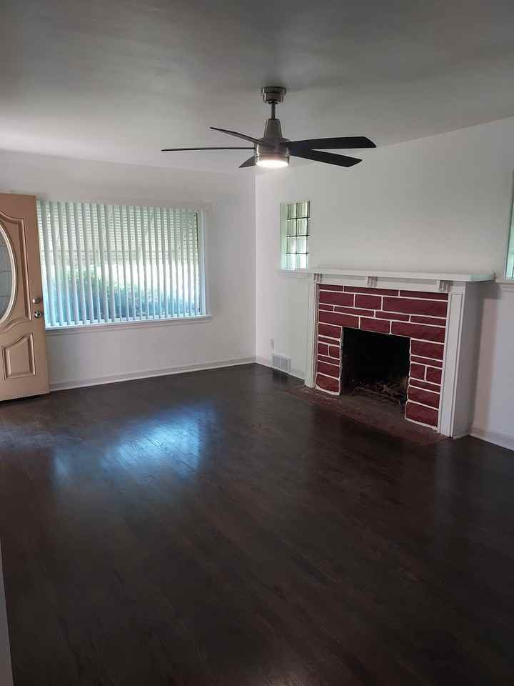 714 W 49th Ave #1 - Photo 3 of 23