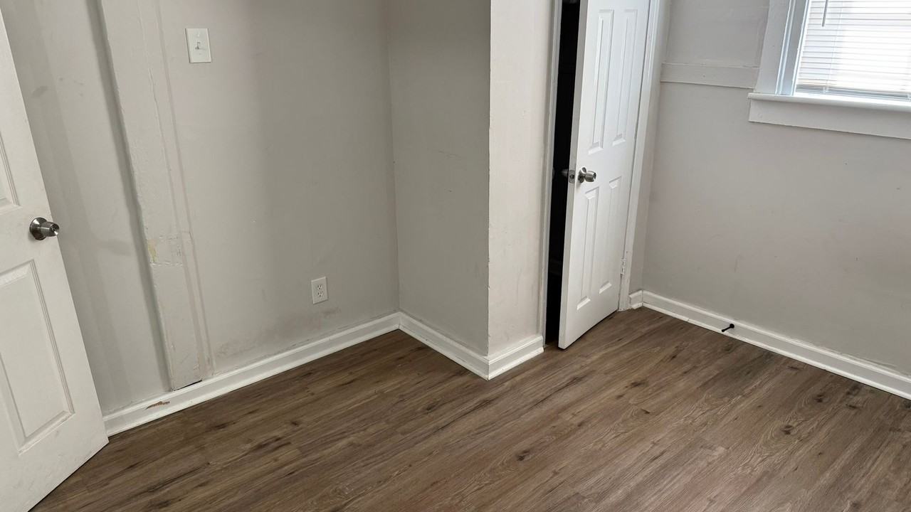 3201 Perth St - Photo 2 of 12