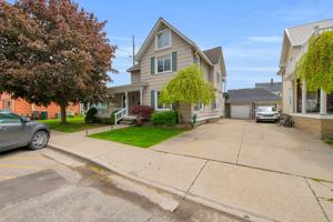 featured image of 121 Washington St