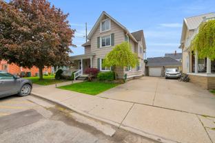 121 Washington St - Photo 1 of 1