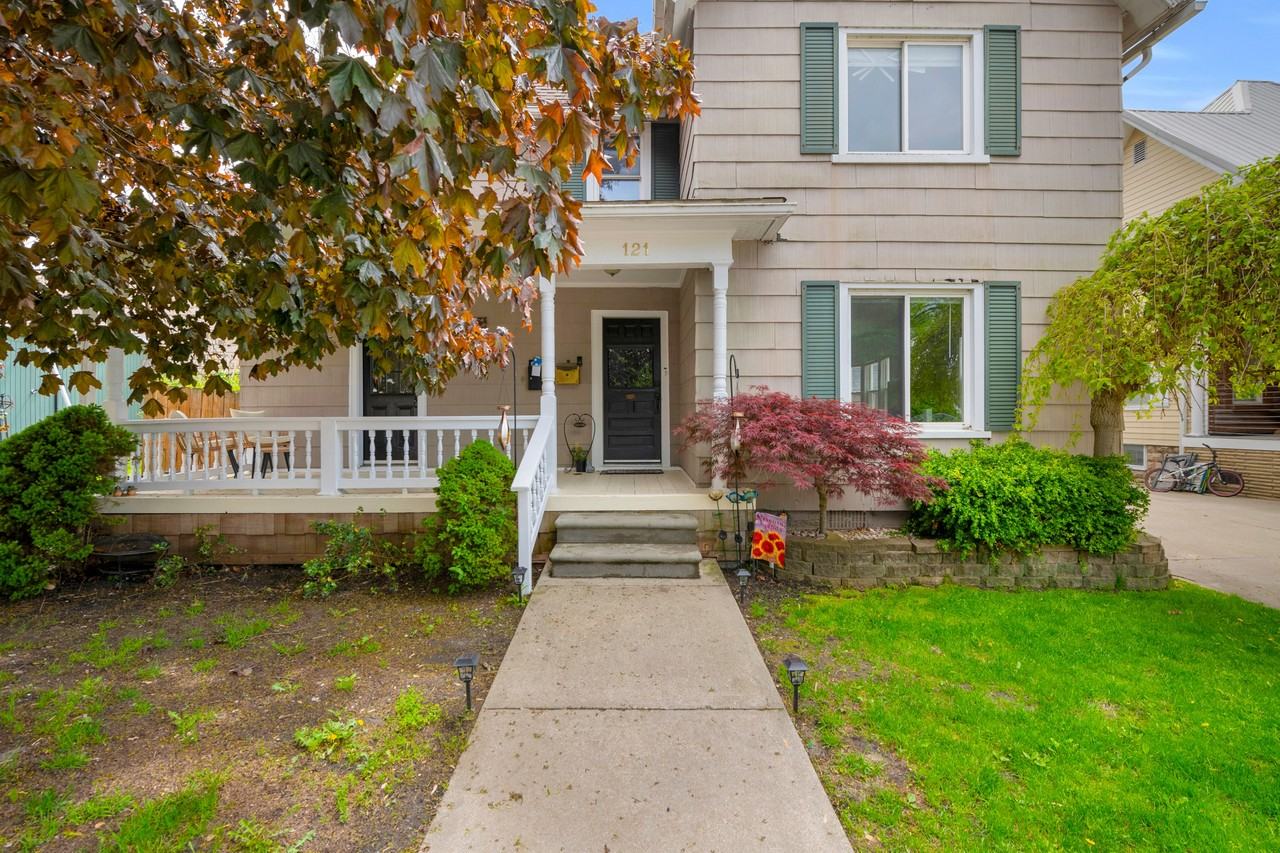 121 Washington St - Photo 2 of 40