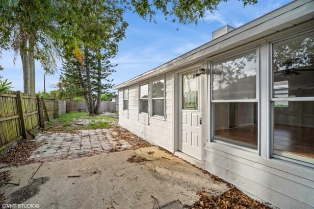 2154 Henry St Ne #NA - Photo 6 of 19