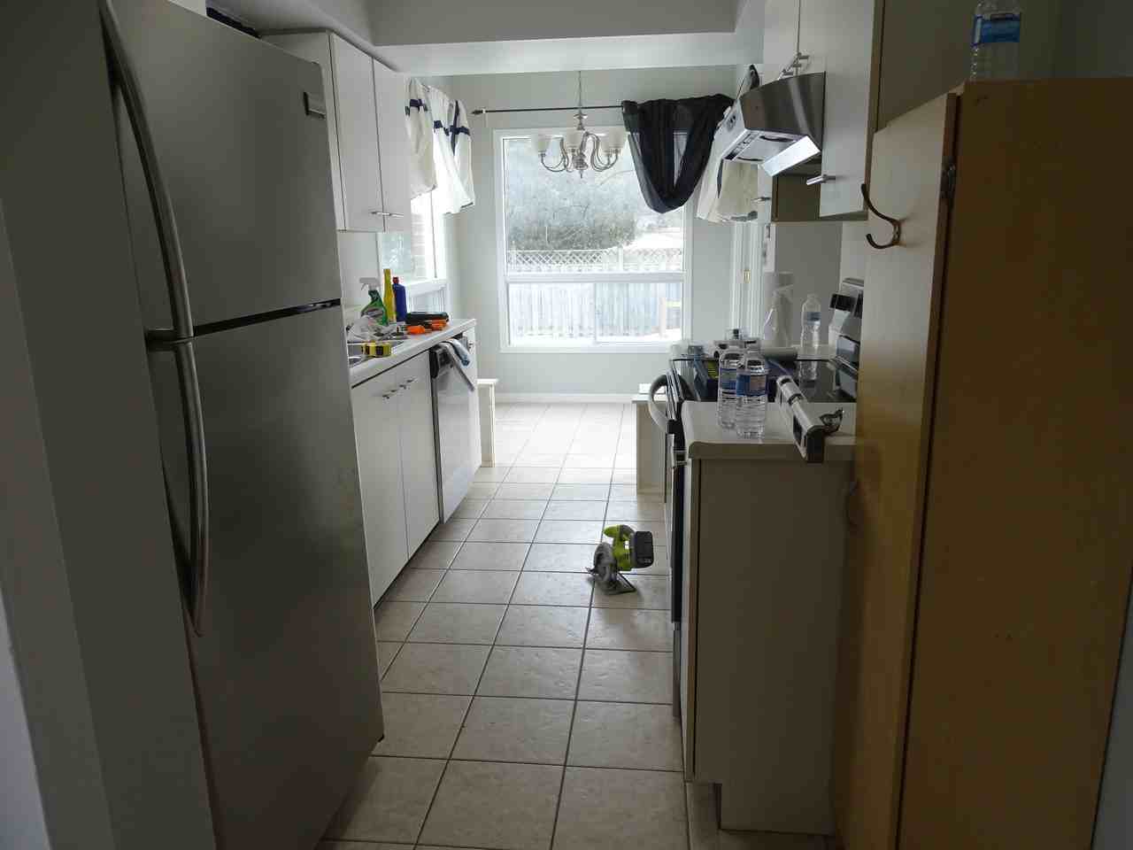 899 Muirfield Cres #1 - Photo 4 of 15