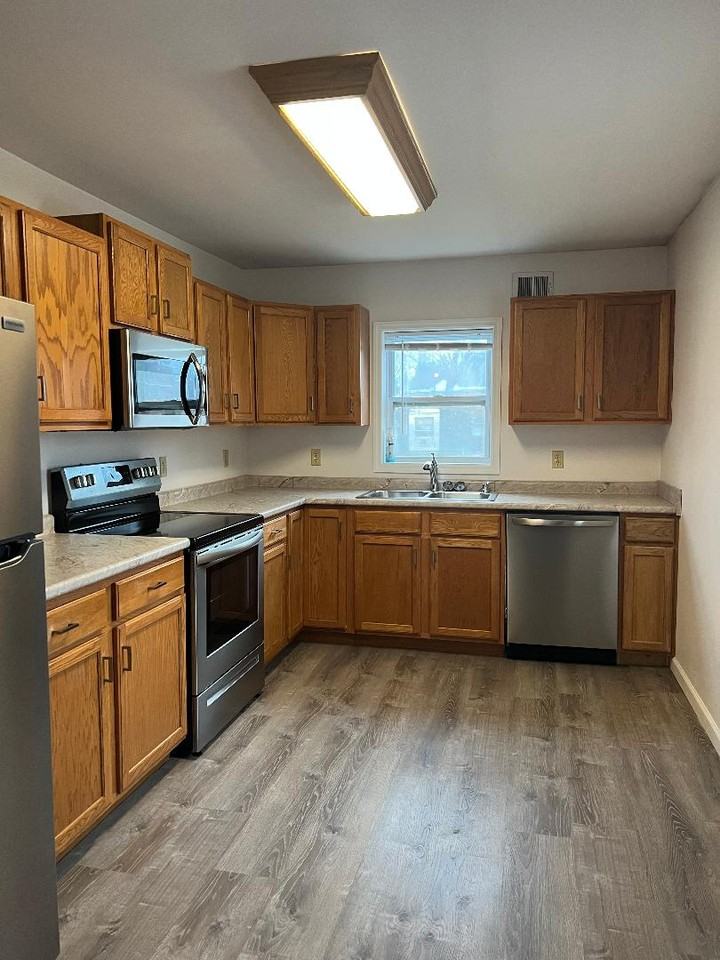 5 Jay St #A - Photo 2 of 10