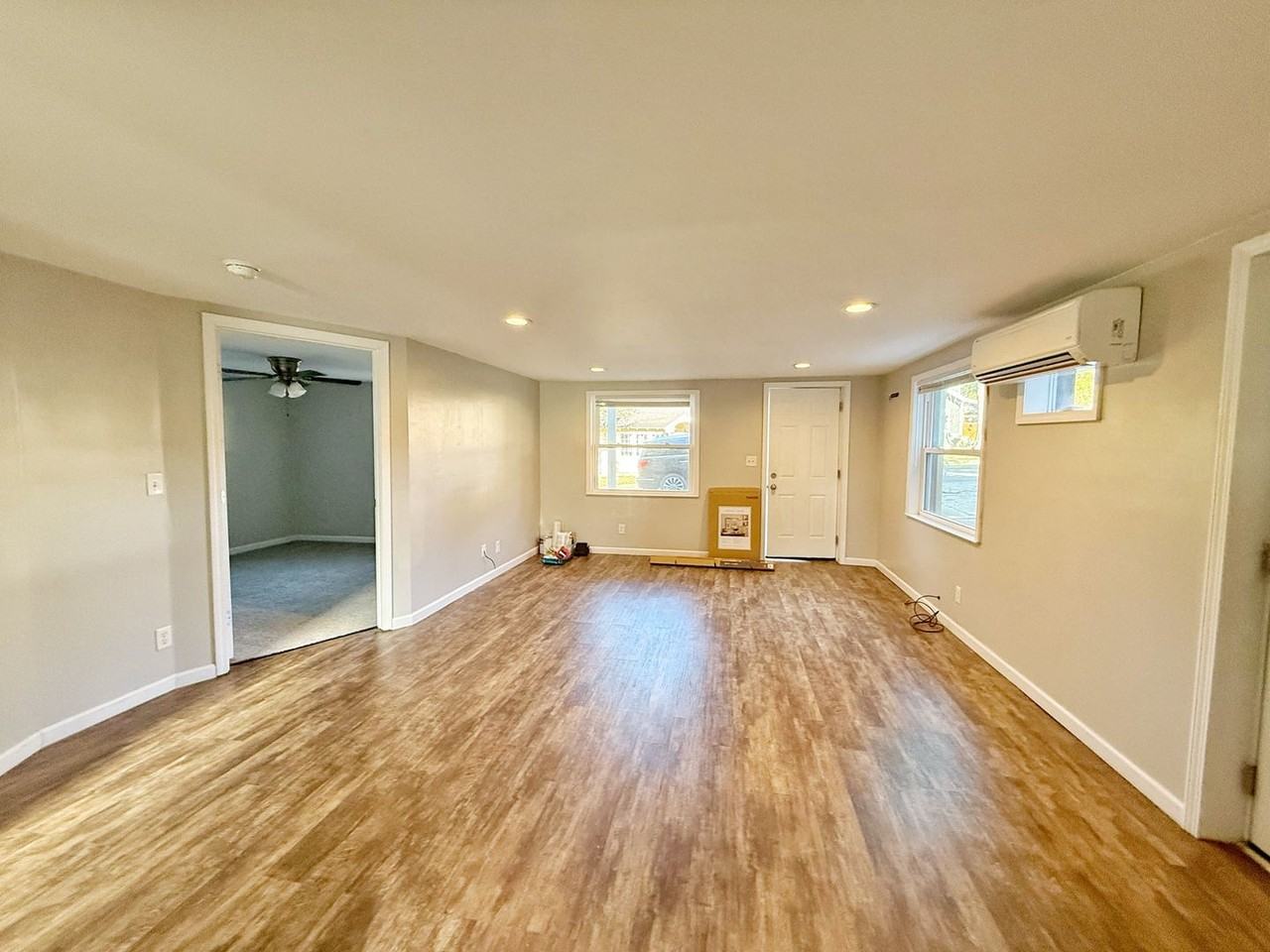 4393 Florence Dr - Photo 4 of 10