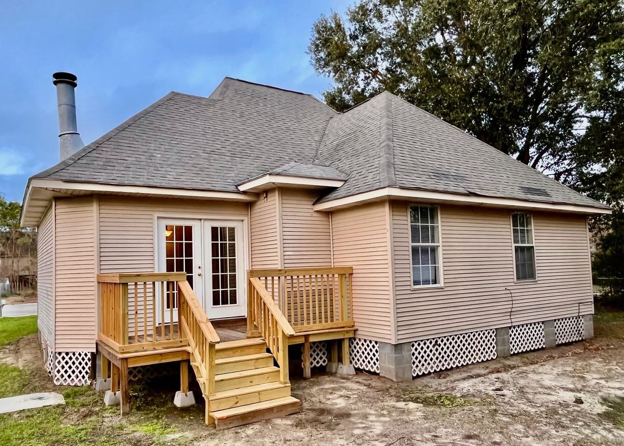 3 Laudeac Ct - Photo 2 of 14