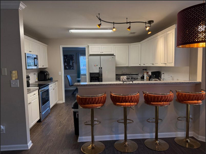 209 Cinnamon Hills Ln #1 - Photo 2 of 10