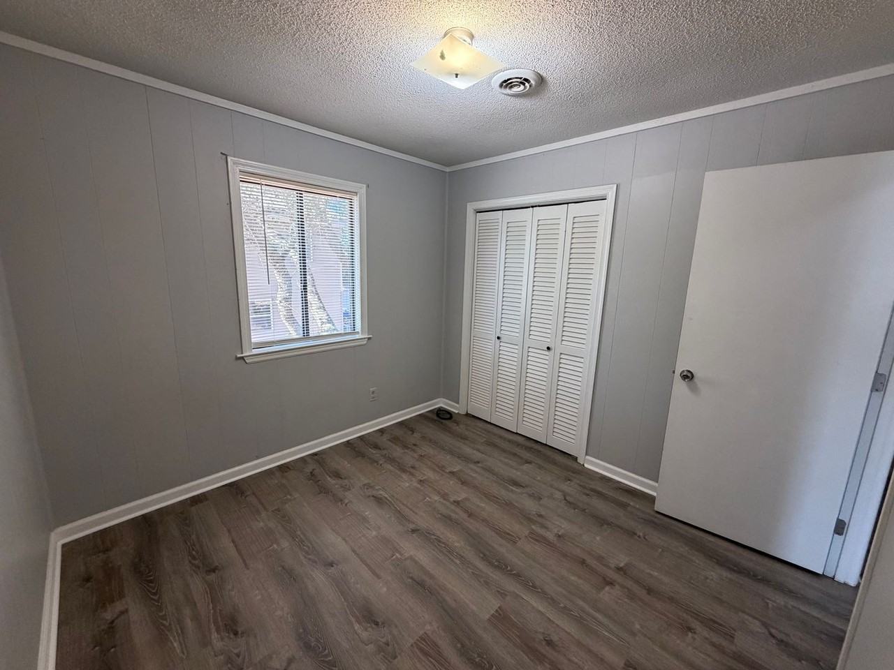 602 Clamshell Dr - Photo 6 of 10