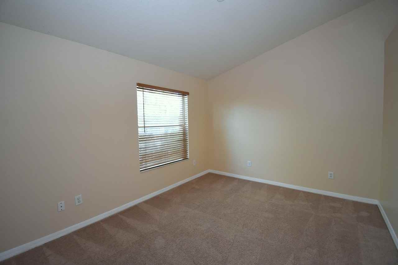 11016 Black Swan Ct - Photo 4 of 9