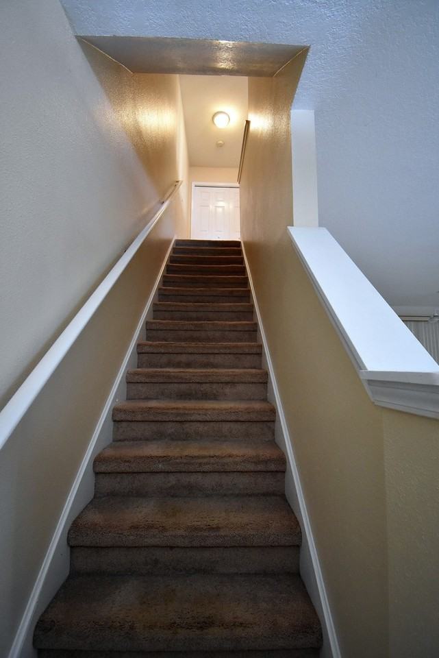 11016 Black Swan Ct - Photo 5 of 9