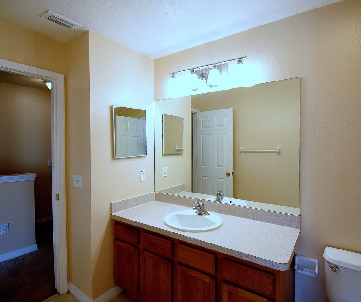 11016 Black Swan Ct - Photo 6 of 9